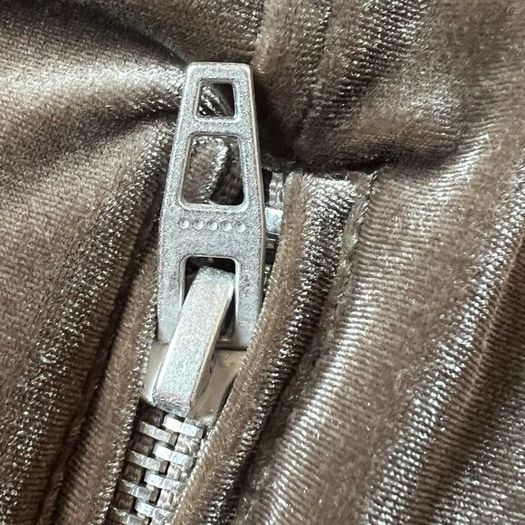 New Blank NYC Womens Size XS Stardust Velvet Moto Jacket Zip Up Cropped - Picture 6 of 11